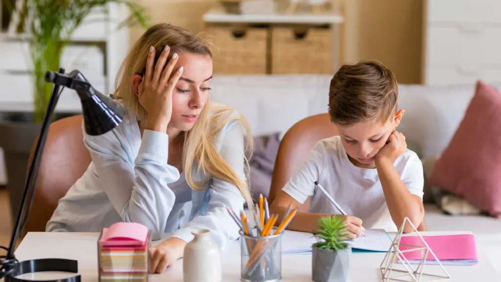 7 Type of Fun and Productive Things to Do at Home When Bored
