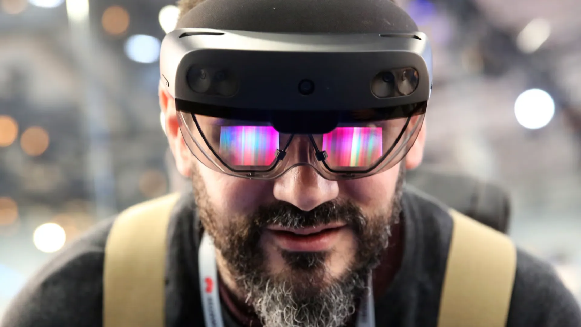 Microsoft Wins $21.9 billion Contract to Make AR devices