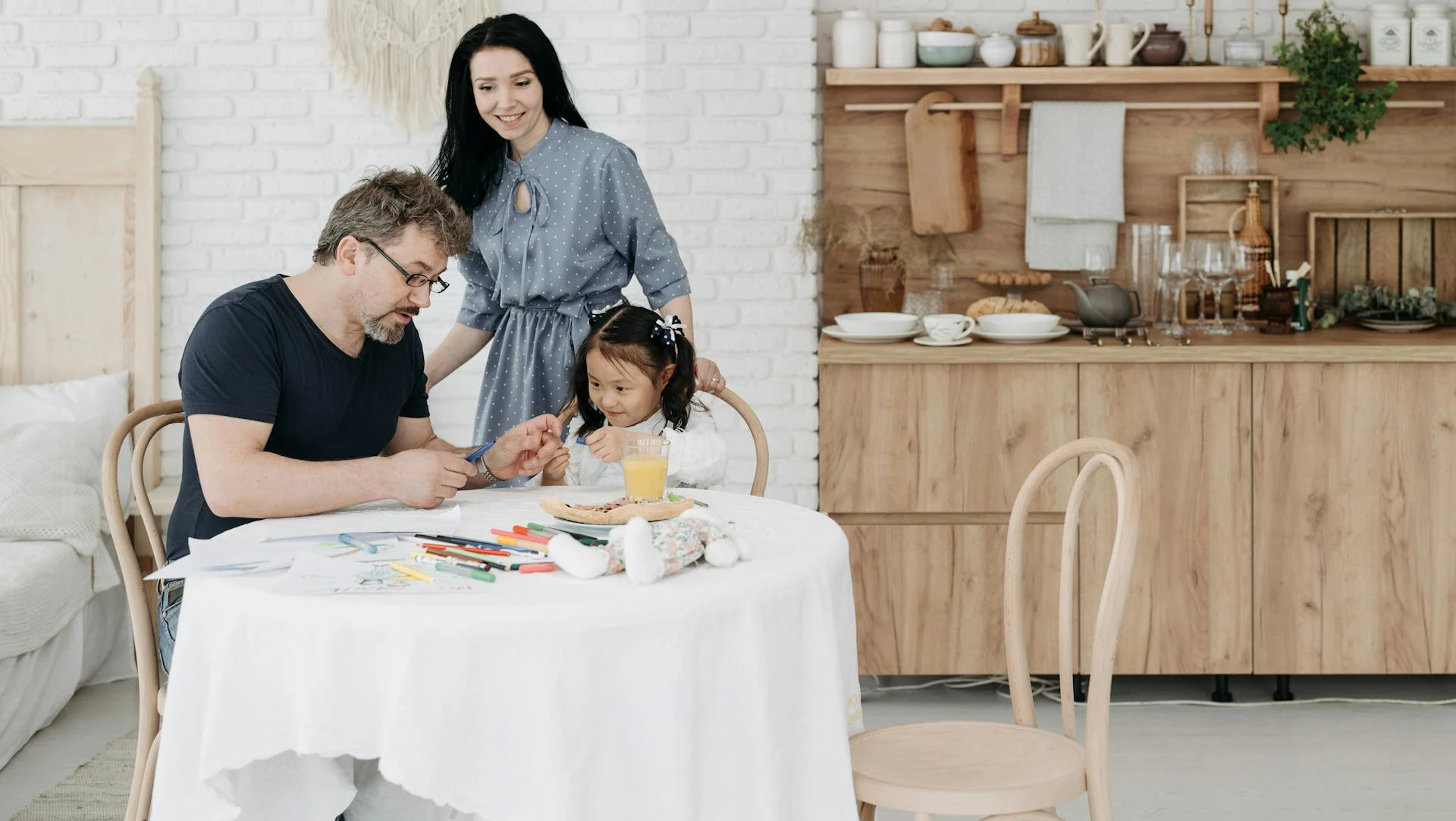 TheWifeVo: A Modern Approach to Family Dynamics