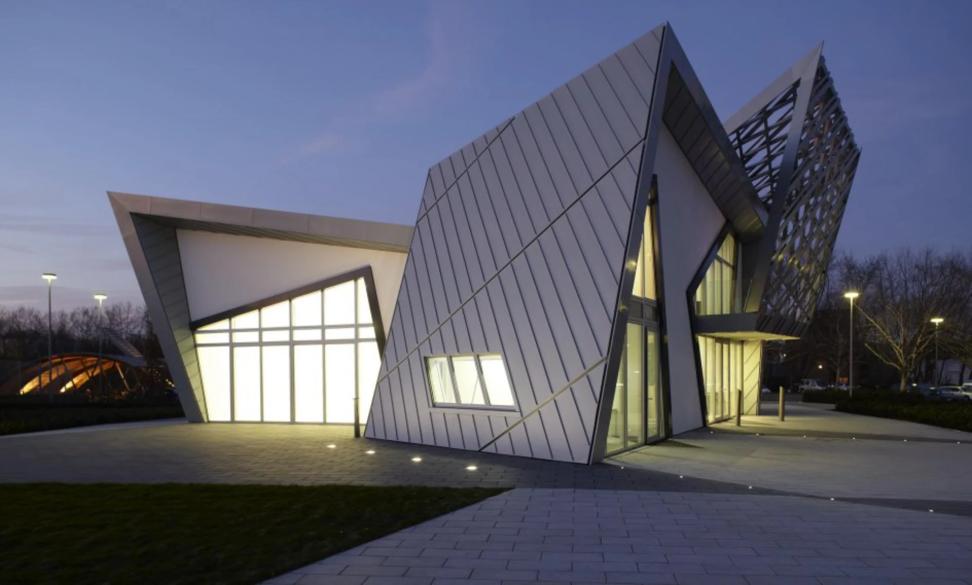 Daniel Libelig: Redefining Modern Architecture