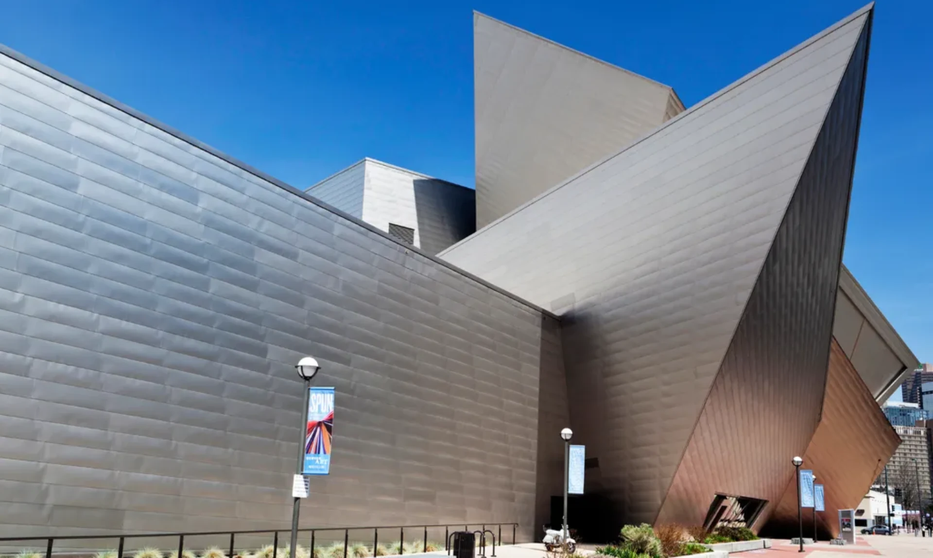 Daniel Libelig: Redefining Modern Architecture