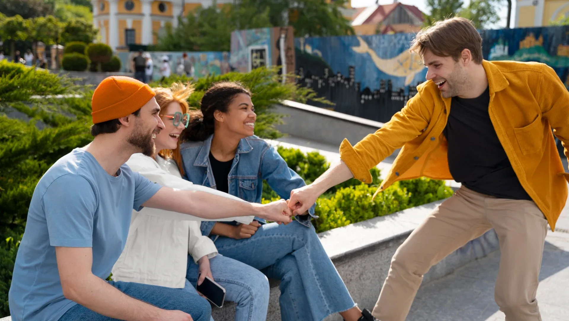 How to Make Friends in a New City as an Introvert