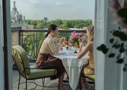 5 Reasonsis the Ultimate StayPineapple Lifestyle Hotel