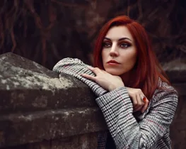 How to Capture Stunning Game of Thrones Red Woman Images