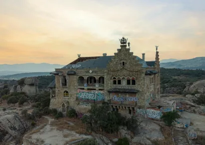 Mysteries of Ovestæ: Exploring the Beauty and History