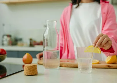 7 Surprising Health Benefits of Drinking Lemon Water Daily